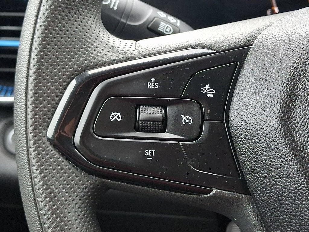 Used 2025 Chevrolet Trax LT FWD image 22