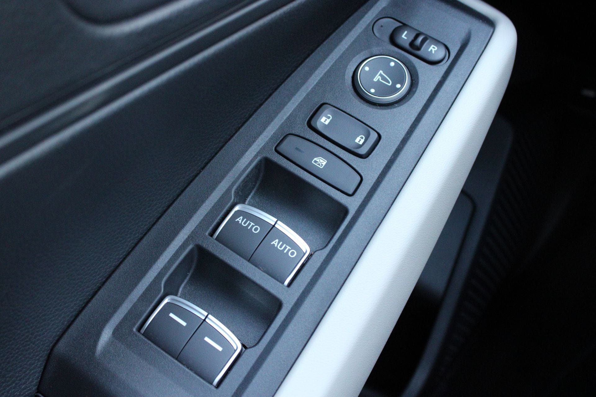 New 2026 Honda Accord LX image 19