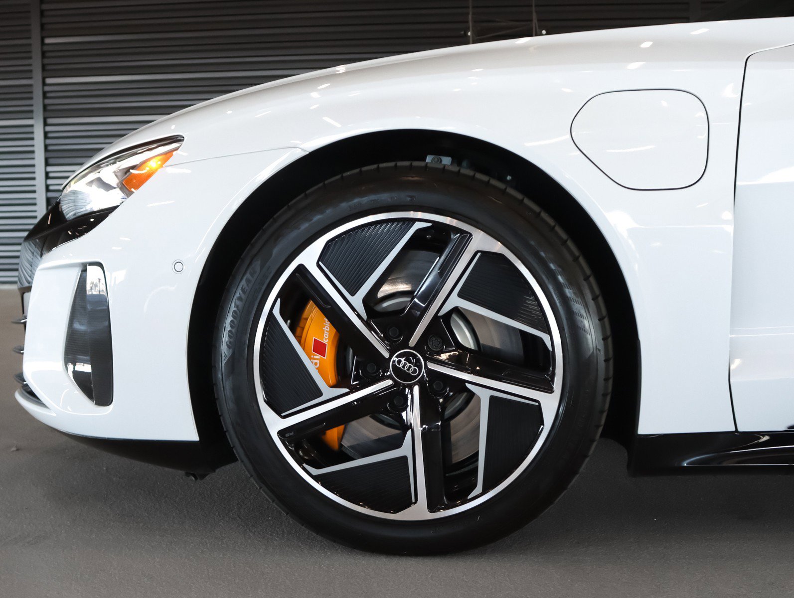 Used 2024 Audi RS e-tron GT AWD/4WD image 15