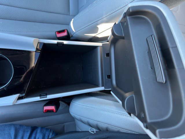 Used 2023 Hyundai Elantra Limited w/ Cargo Package FWD image 23