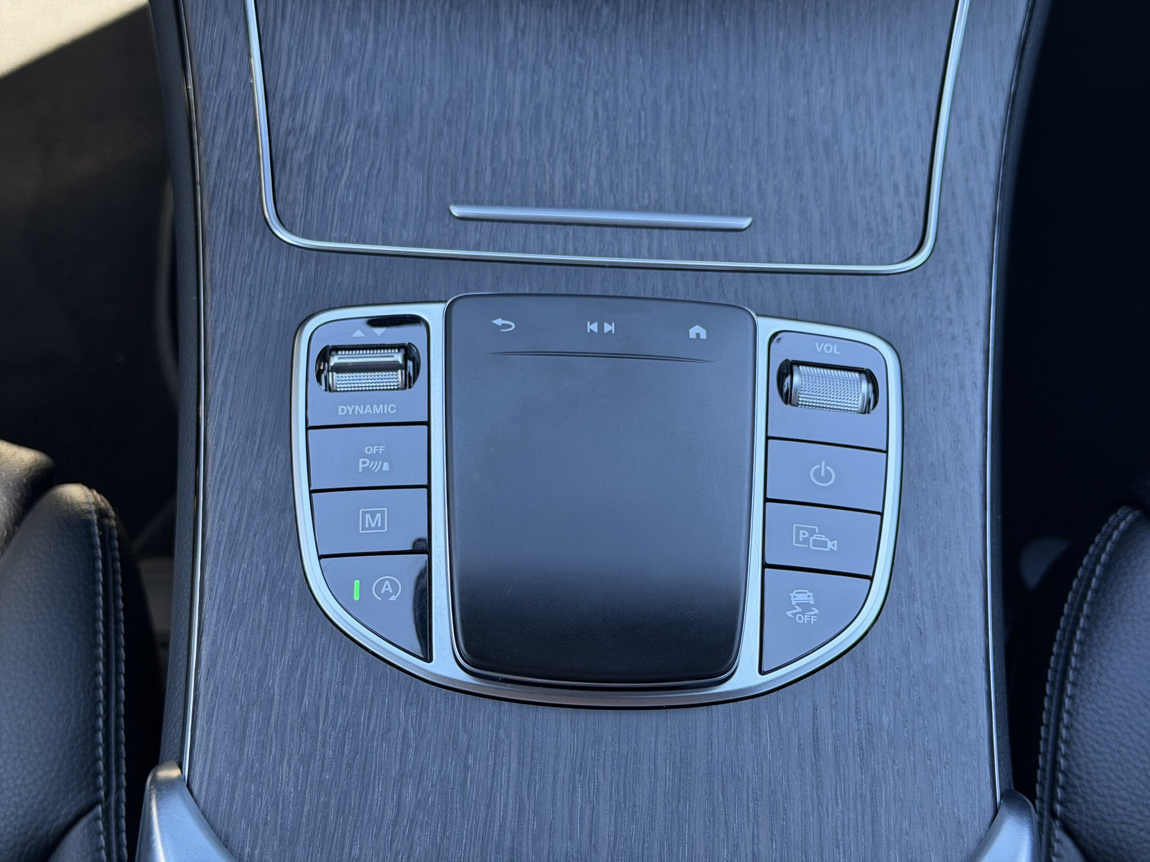 Certified 2022 Mercedes-Benz GLC 300 4MATIC image 25