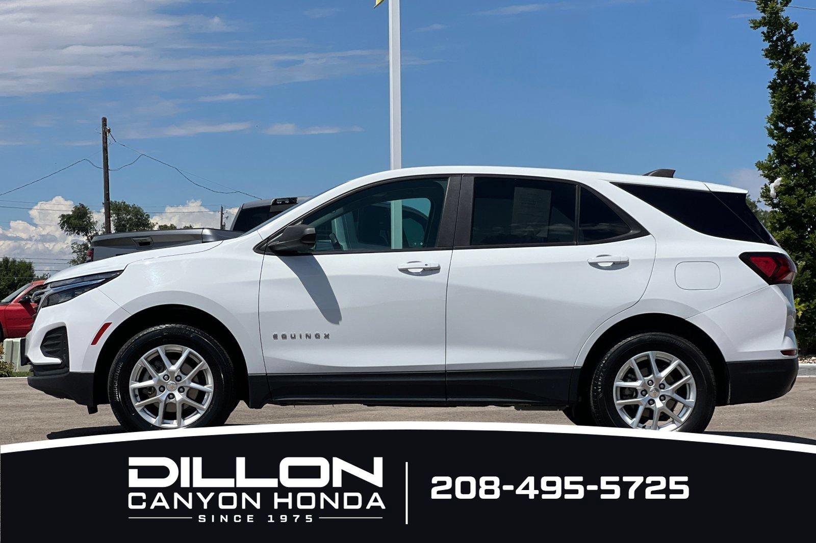 Used 2022 Chevrolet Equinox LS w/ LS Convenience Package AWD/4WD image 7