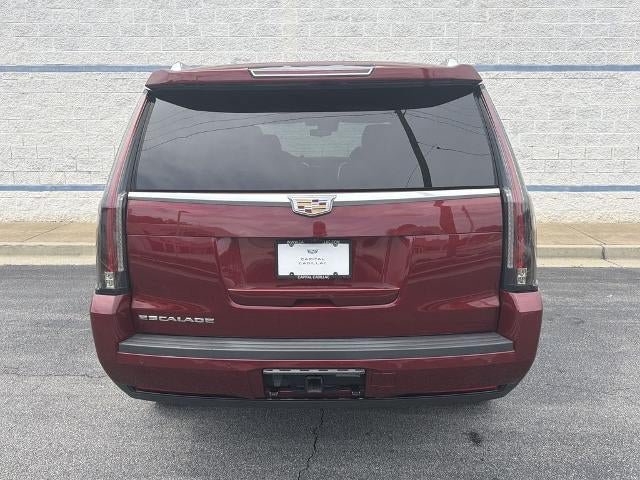 Used 2020 Cadillac Escalade Premium Luxury AWD/4WD image 6