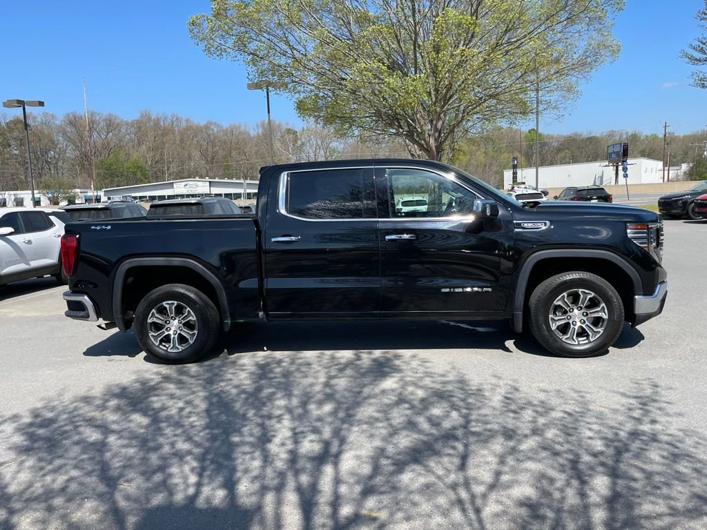 Used 2025 GMC Sierra 1500 SLT AWD/4WD image 8