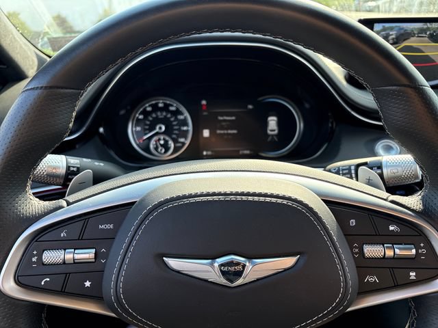 Used 2025 Genesis GV70 3.5T Sport w/ Sport Advanced Package AWD/4WD image 23