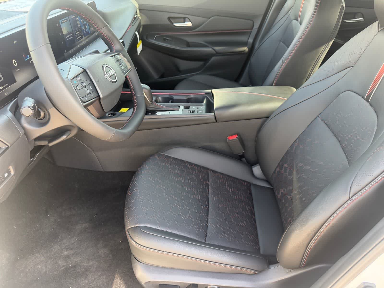 New 2026 Nissan Sentra SR w/ SR Premium Package FWD image 12