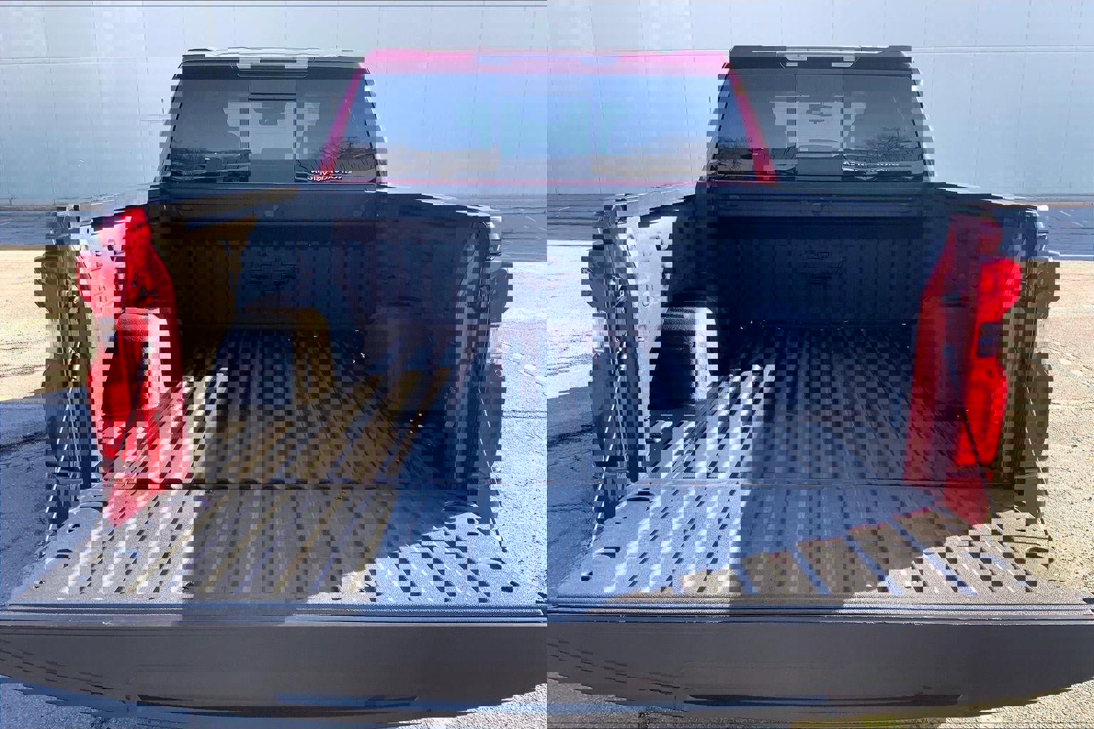 Used 2022 Chevrolet Silverado 1500 LT Trail Boss w/ Convenience Package II image 4