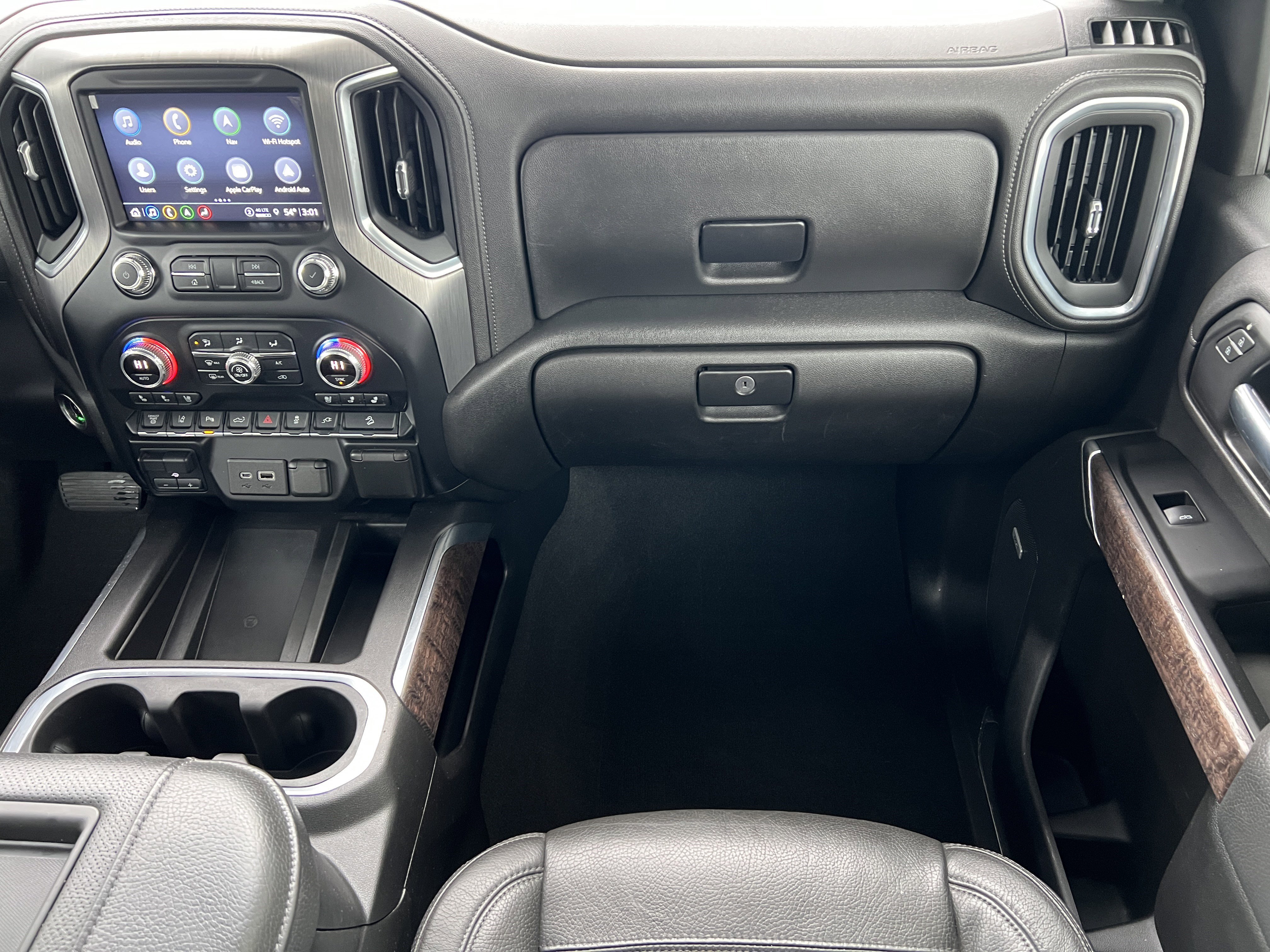 Used 2022 GMC Sierra 3500 Denali AWD/4WD image 34