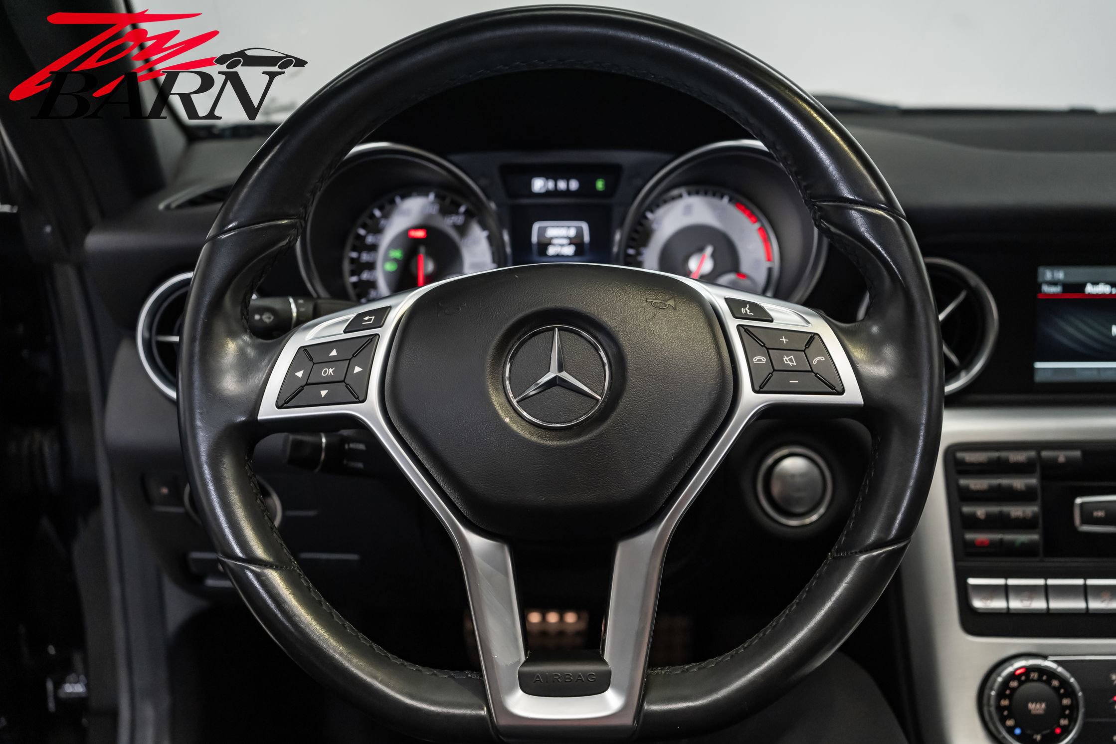 Used 2016 Mercedes-Benz SLK 300 SLK 300 image 35