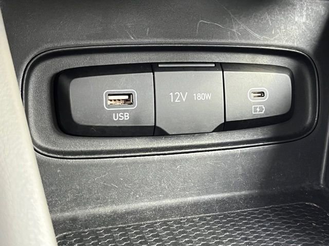 Used 2023 Hyundai Venue SEL w/ Cargo Package image 41