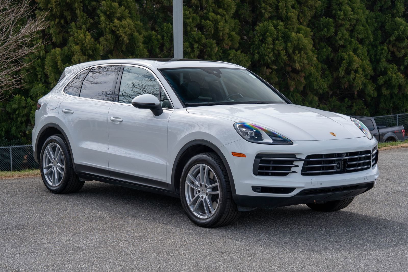 Certified 2023 Porsche Cayenne image 9