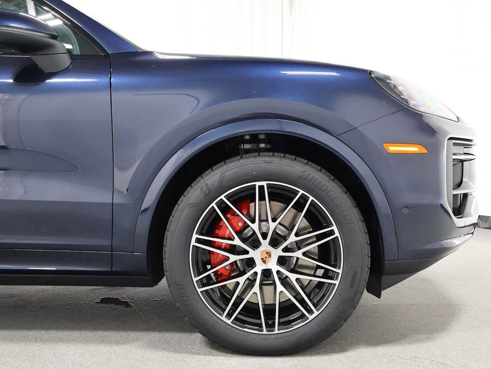New 2026 Porsche Cayenne S AWD/4WD image 11