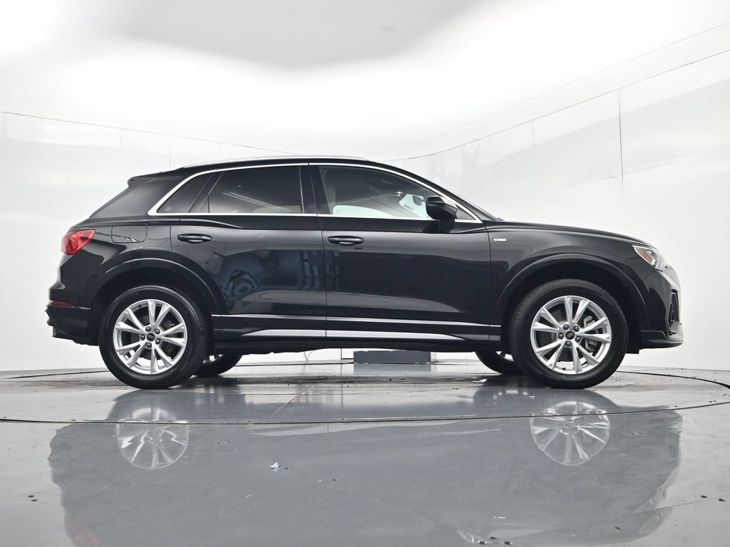 Used 2025 Audi Q3 2.0T Premium AWD/4WD image 42