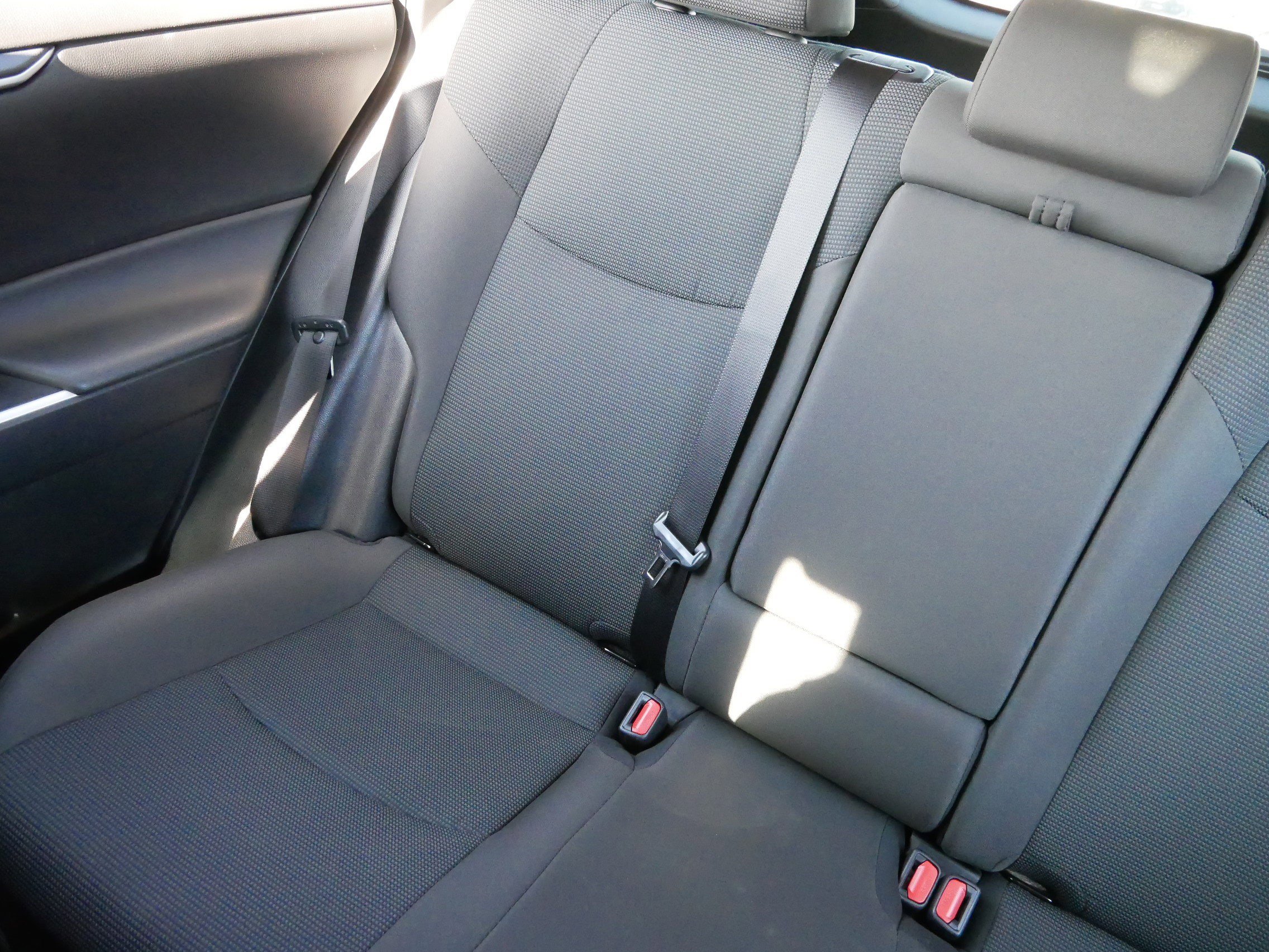 Certified 2025 Toyota RAV4 LE image 40