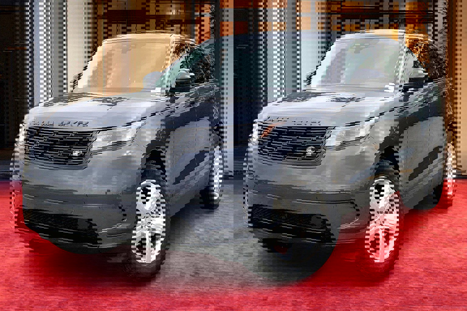 New 2025 Land Rover Range Rover Velar S
