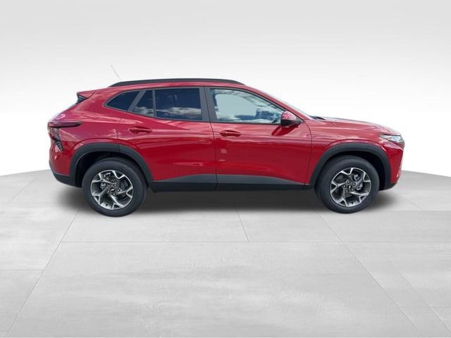 New 2026 Chevrolet Trax LT w/ Driver Confidence Package FWD image 6