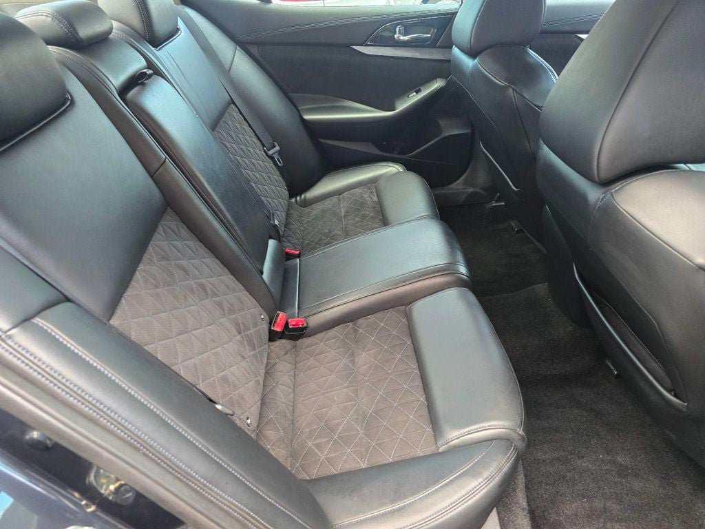 Used 2016 Nissan Maxima SR FWD image 14