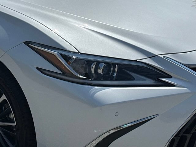 Used 2025 Lexus ES 350 w/ Premium Package FWD image 15