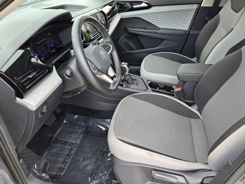 Certified 2024 Volkswagen Taos S FWD image 10