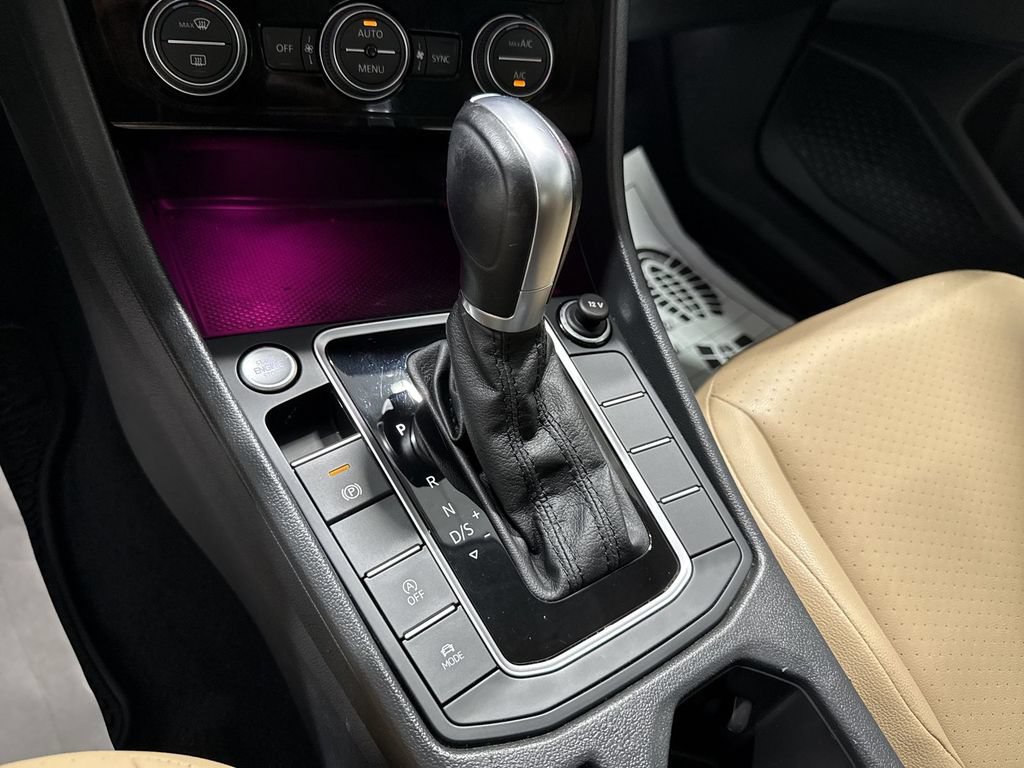Used 2019 Volkswagen Jetta SEL FWD image 16