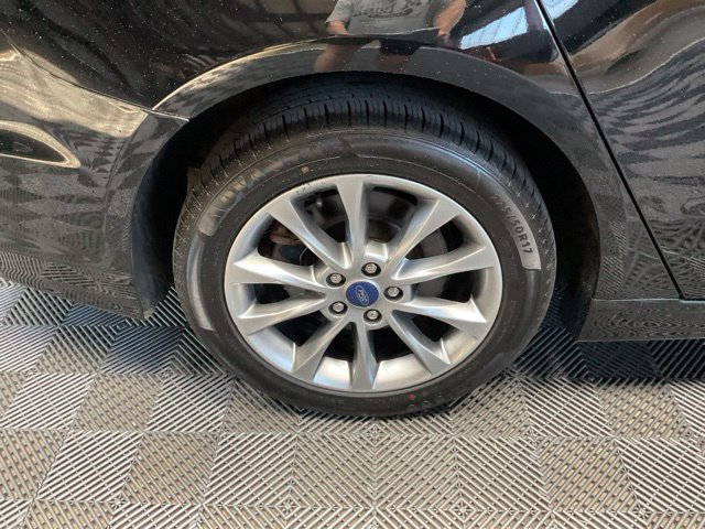 Used 2018 Ford Fusion Energi SE FWD image 41