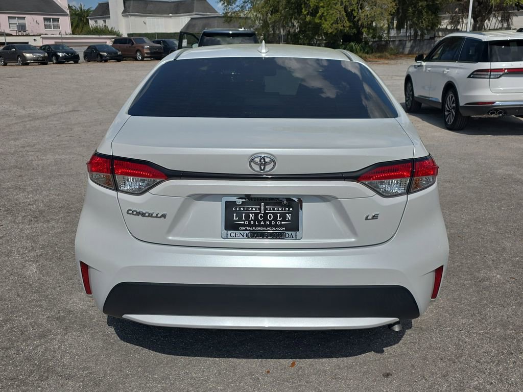Used 2022 Toyota Corolla LE image 4