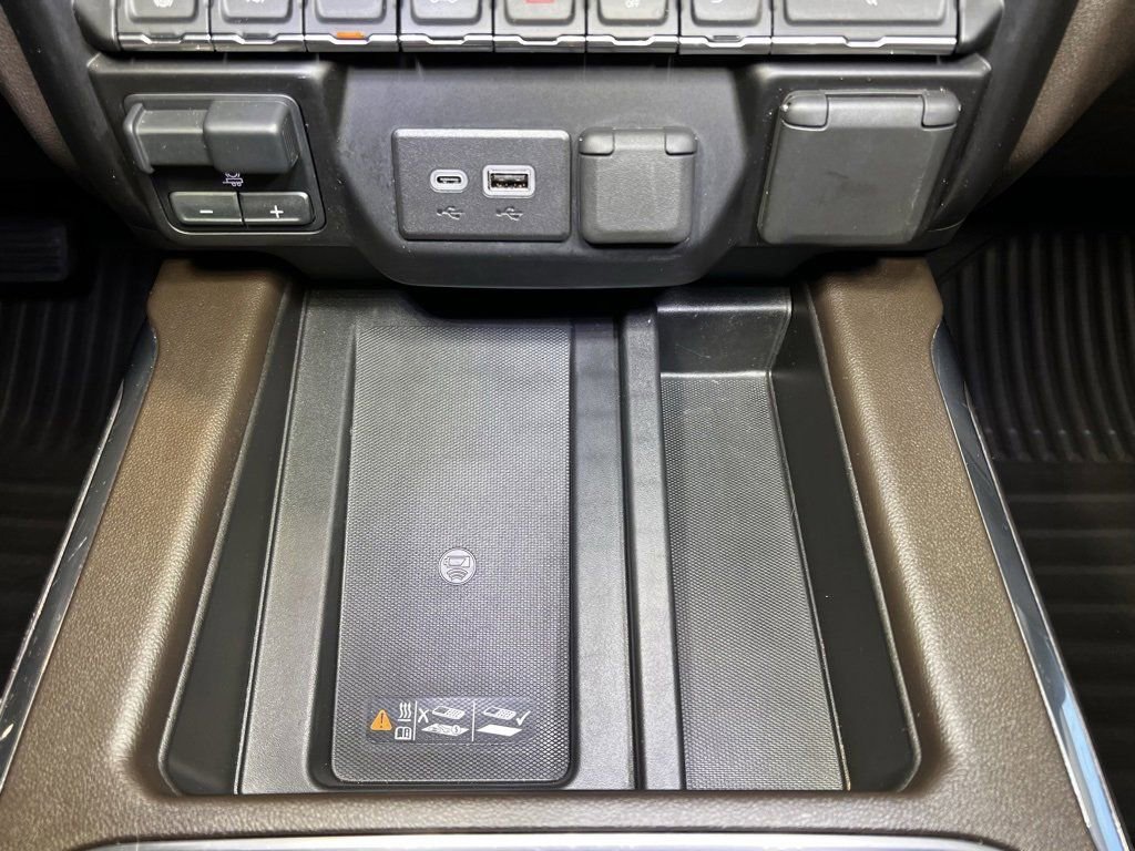 Used 2023 Chevrolet Silverado 2500 LTZ w/ LTZ Convenience Package image 34