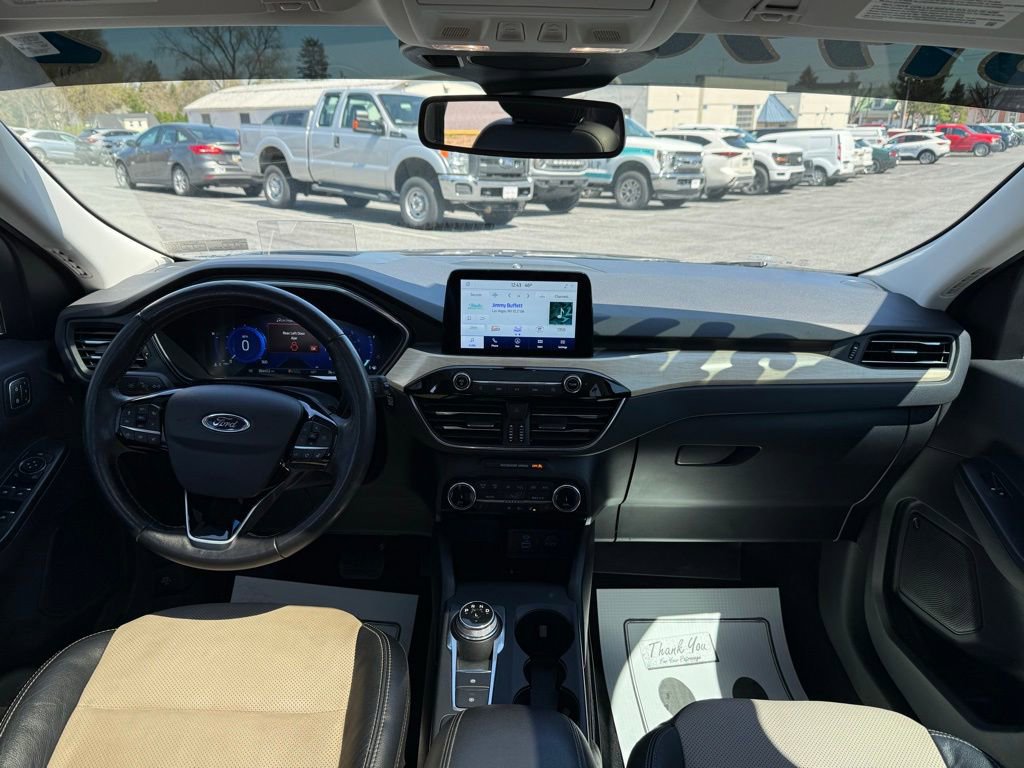 Certified 2022 Ford Escape Titanium w/ Titanium Elite Package image 14