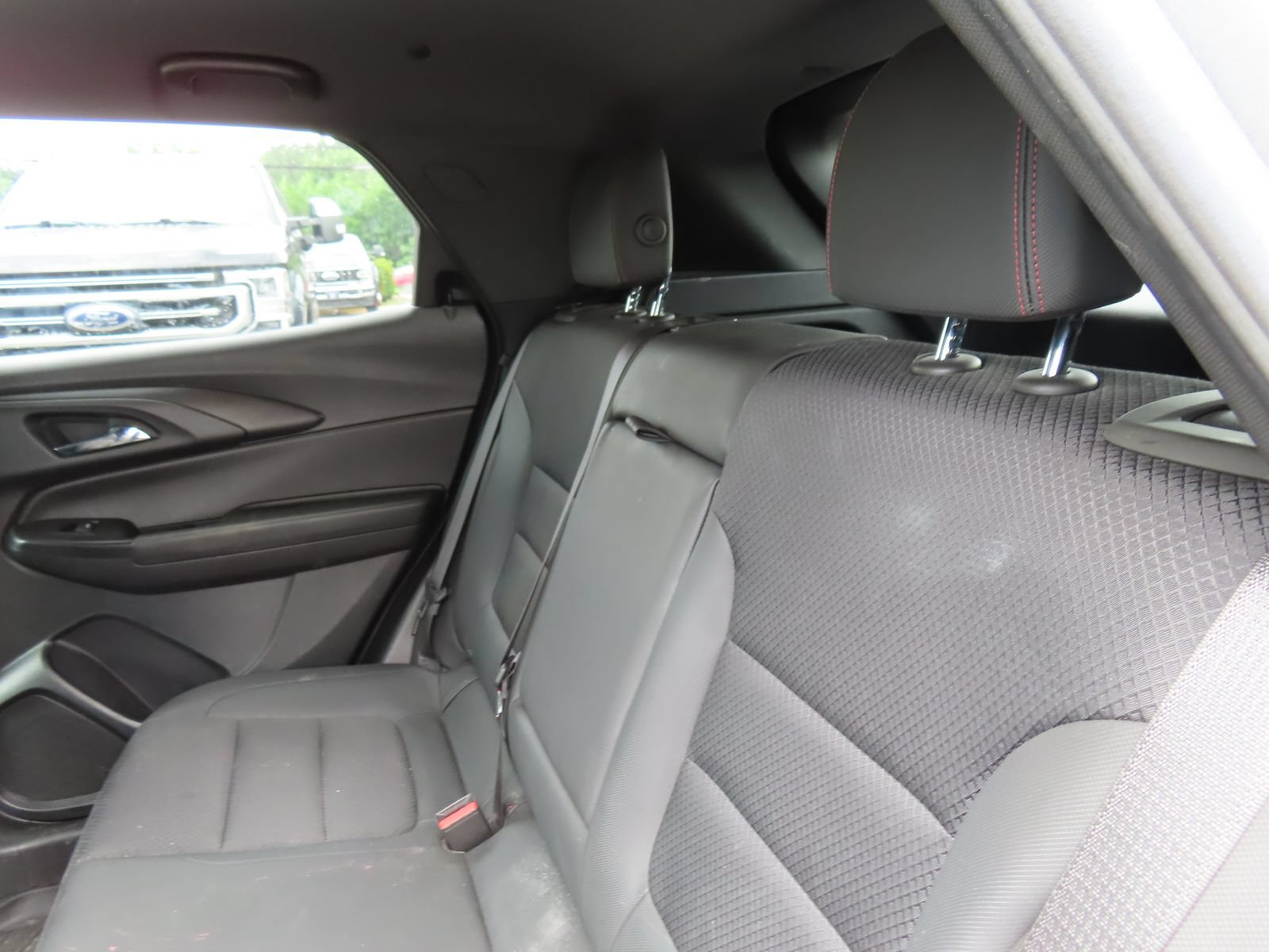 Used 2023 Chevrolet TrailBlazer RS w/ Convenience Package AWD/4WD image 29