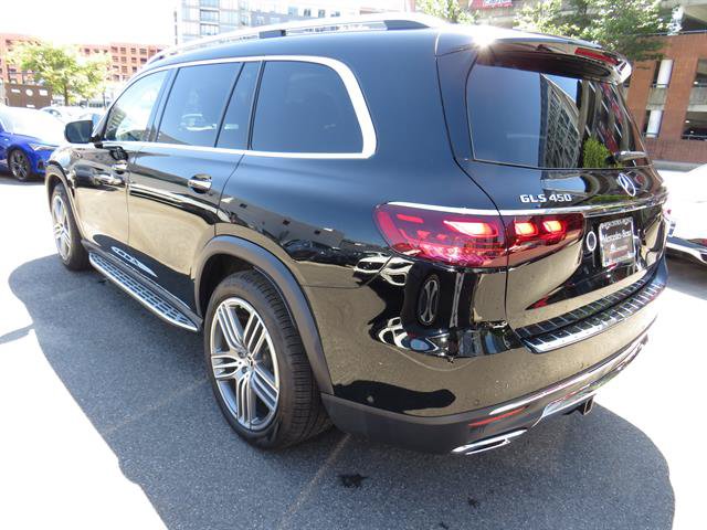 Used 2026 Mercedes-Benz GLS 450 4MATIC image 2
