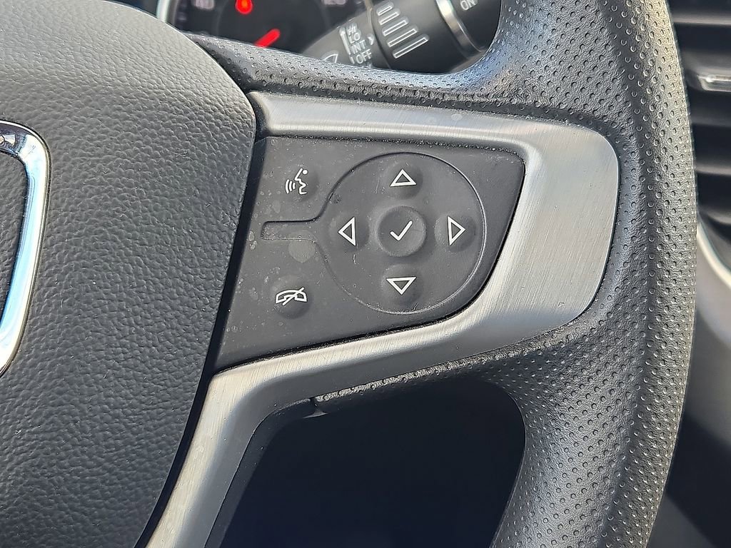 Used 2023 GMC Acadia SLE image 28