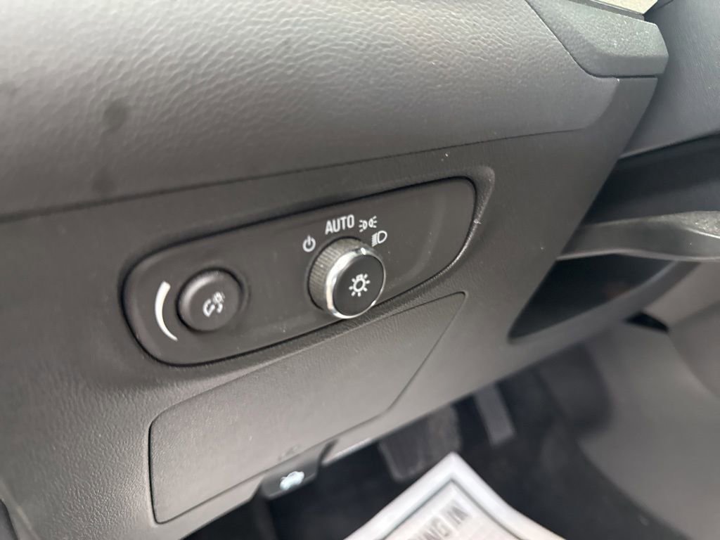 Used 2024 Buick Encore GX Preferred w/ Comfort Package AWD/4WD image 21