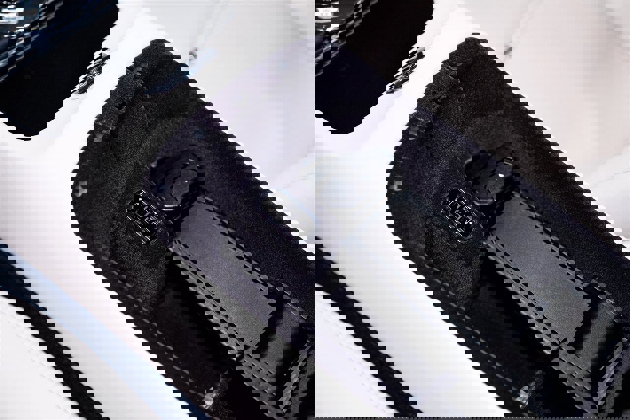 Used 2019 Rolls-Royce Dawn image 22