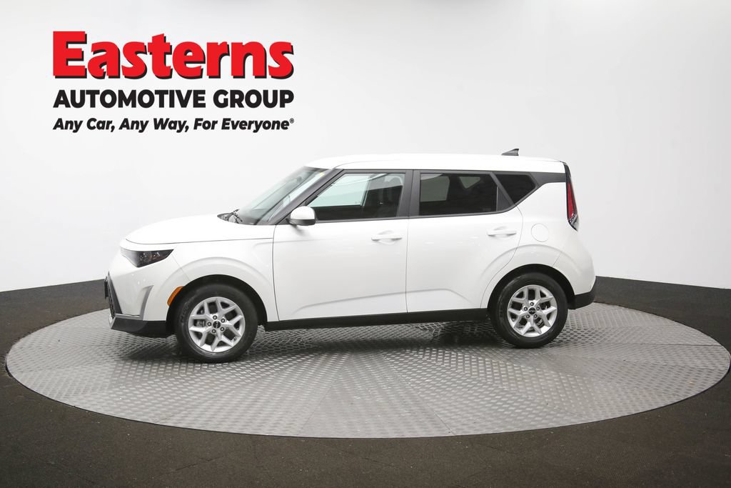 Used 2024 Kia Soul LX w/ Option Group 015 FWD image 58