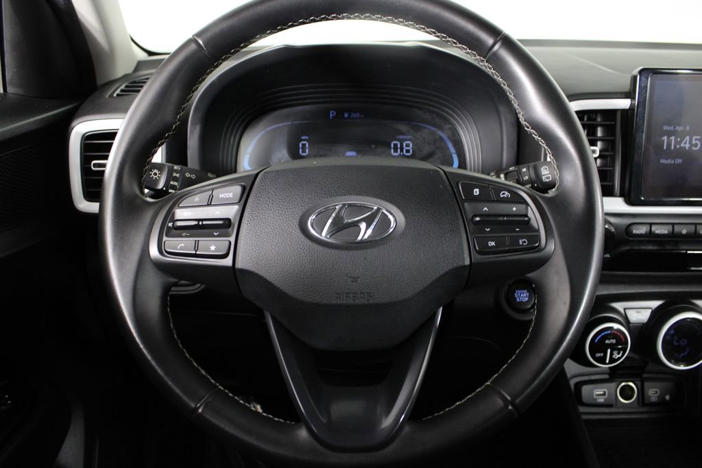 Certified 2023 Hyundai Venue Limited FWD image 26