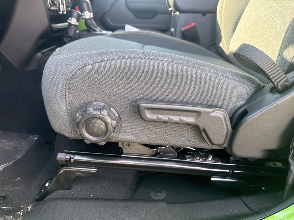 New 2025 Jeep Gladiator Sport image 29