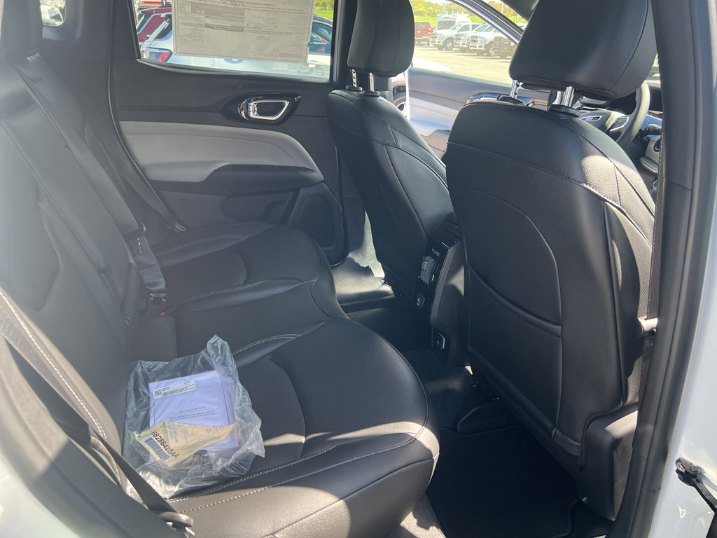 New 2026 Jeep Compass Limited image 13