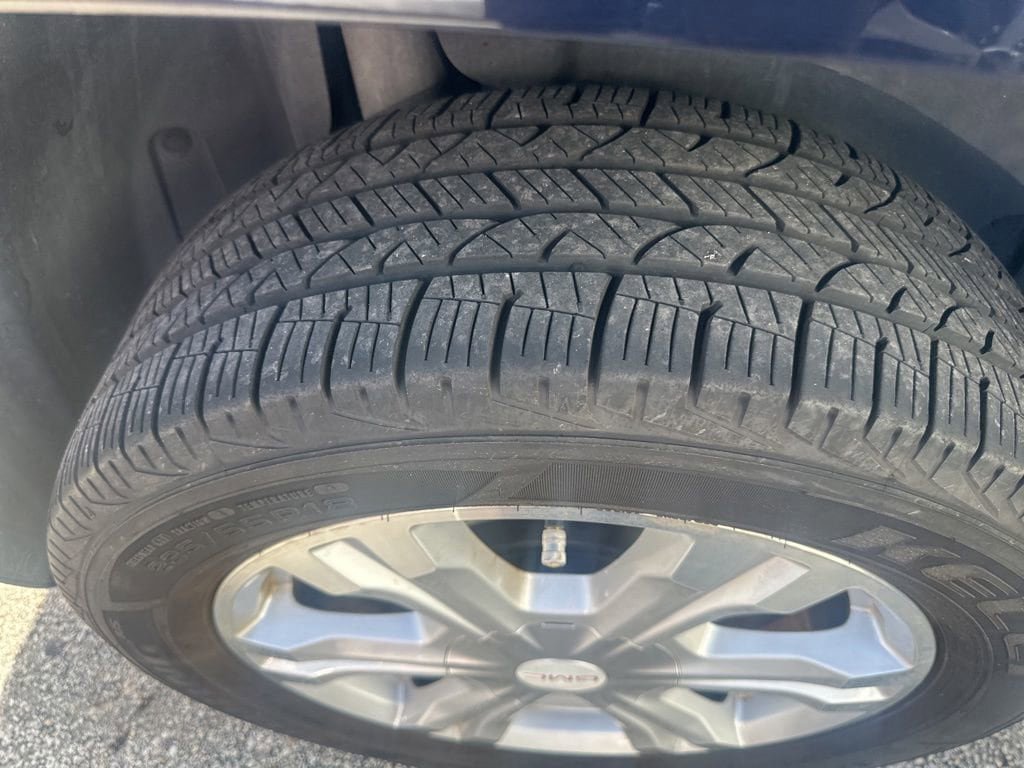 Used 2017 GMC Terrain SLT w/ Driver Alert Package I FWD image 6
