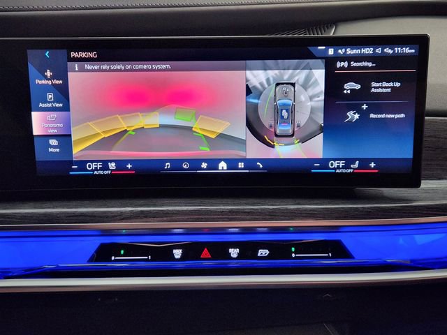 Used 2025 BMW 750e xDrive w/ Executive Package image 18