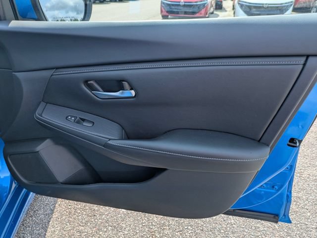 Used 2025 Nissan Sentra SV FWD image 31
