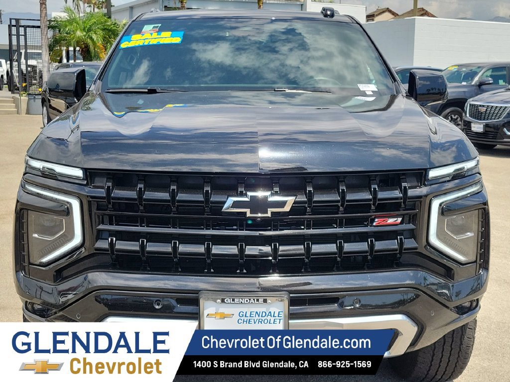 Certified 2025 Chevrolet Suburban Z71 AWD/4WD image 16