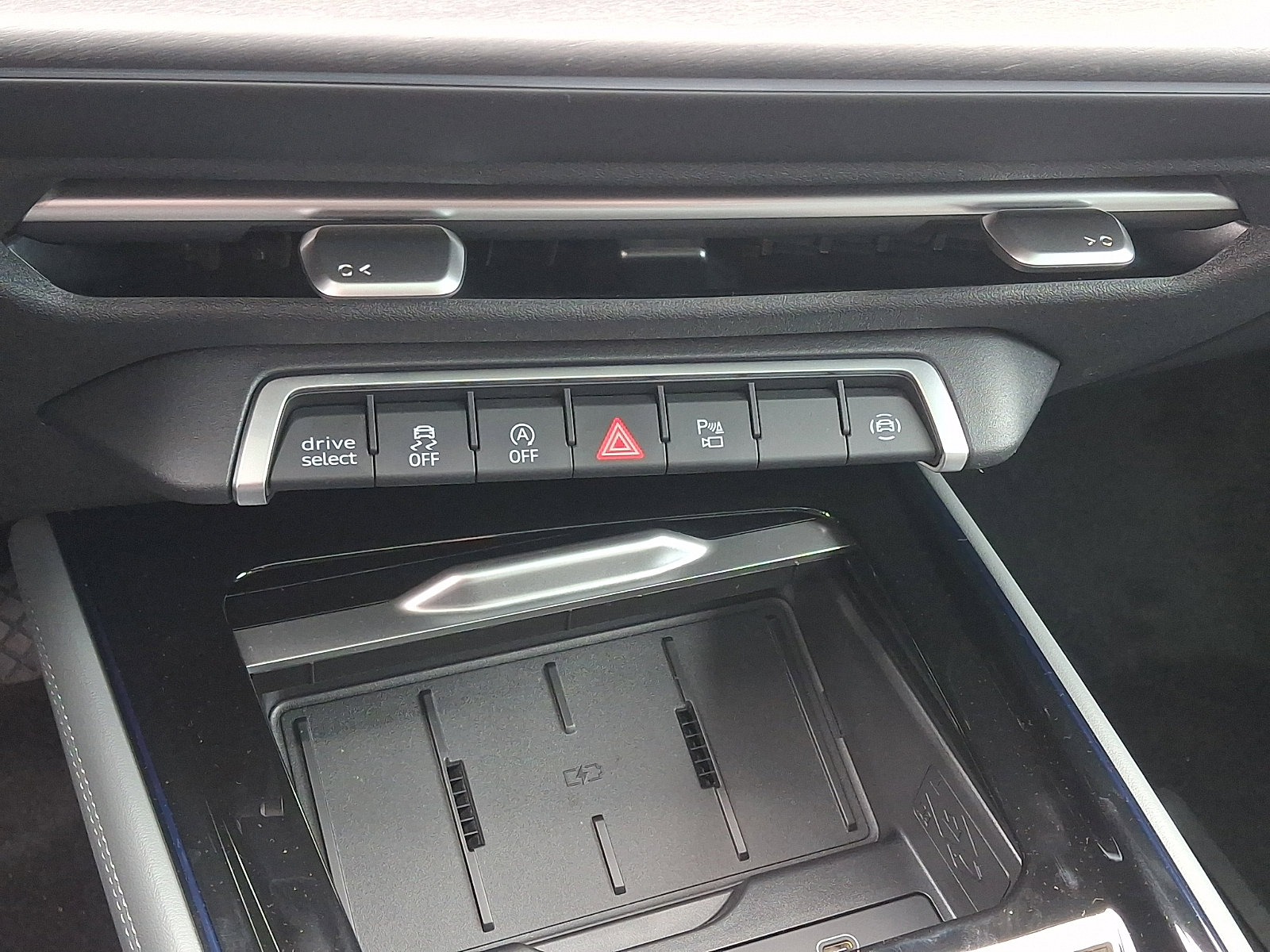 New 2026 Audi Q3 quattro 2.0T image 12