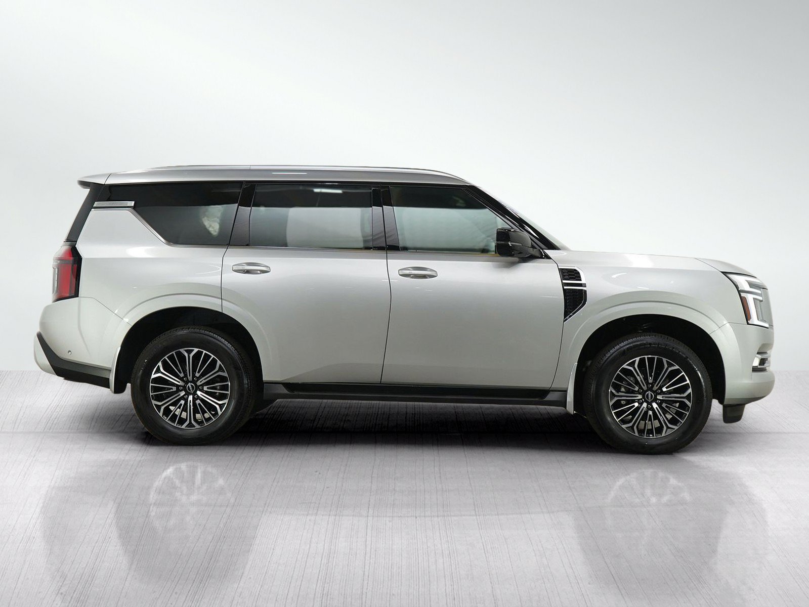 Certified 2025 Nissan Armada SL AWD/4WD image 6