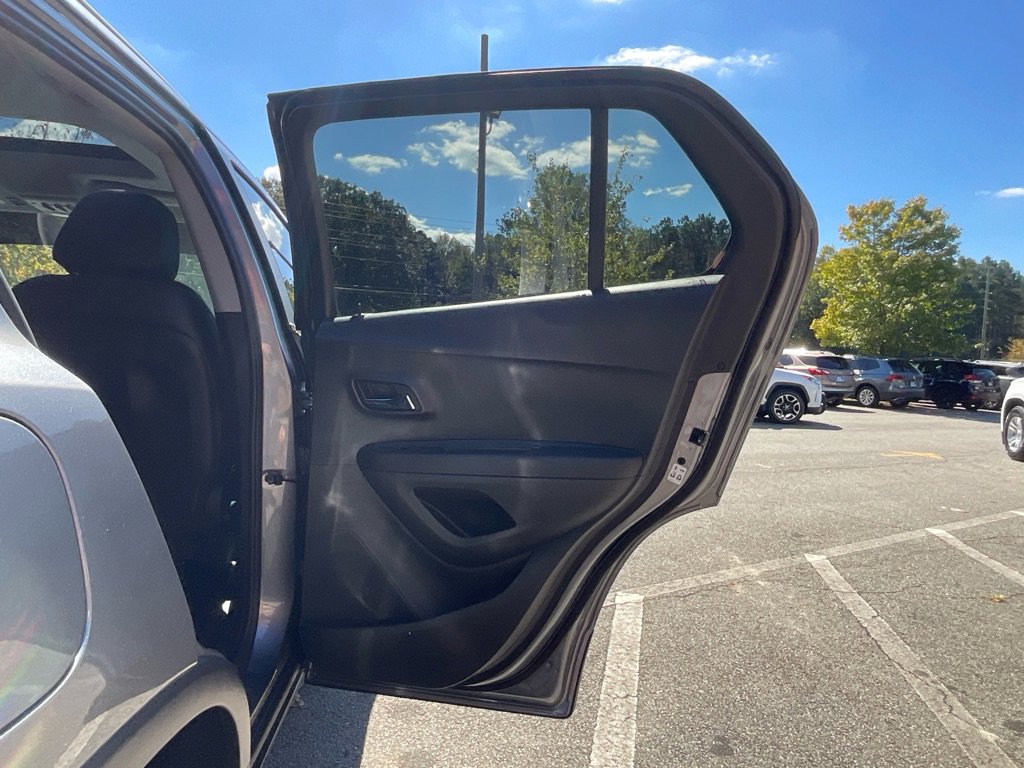 Used 2020 Chevrolet Trax Premier image 41