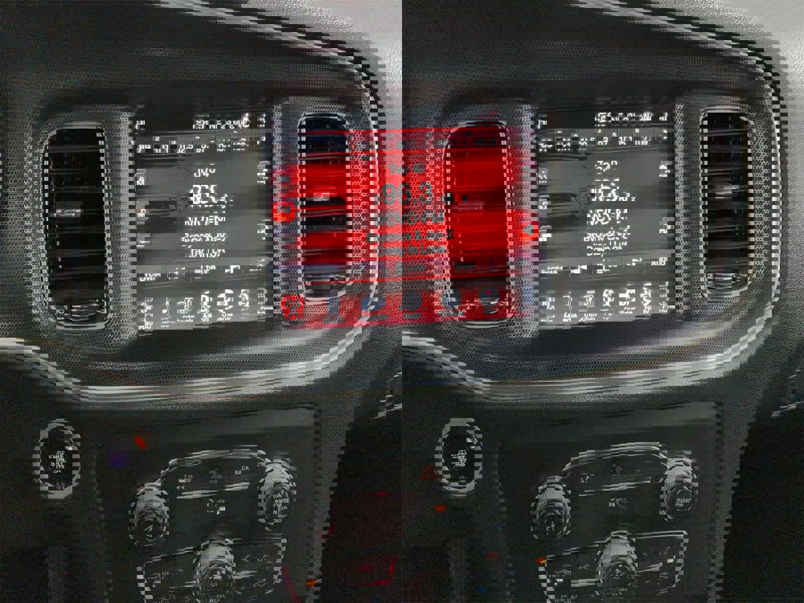 Certified 2016 Dodge Charger SXT w/ AWD Plus Group image 28