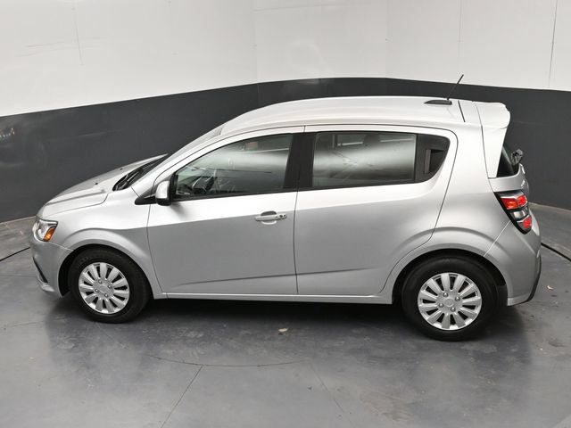 Used 2020 Chevrolet Sonic LT FWD image 21