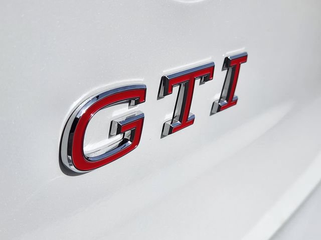 New 2026 Volkswagen Golf SE FWD image 11