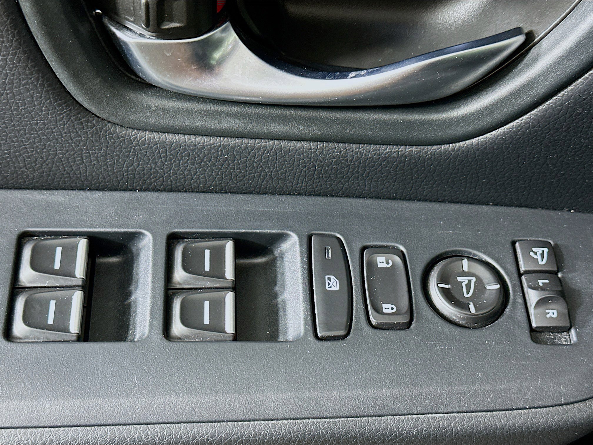 Used 2024 Honda Pilot Elite image 15