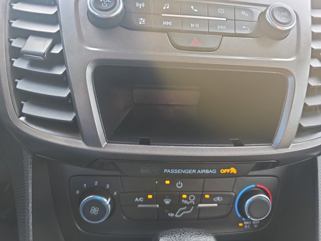 Used 2019 Ford Transit Connect XL image 19