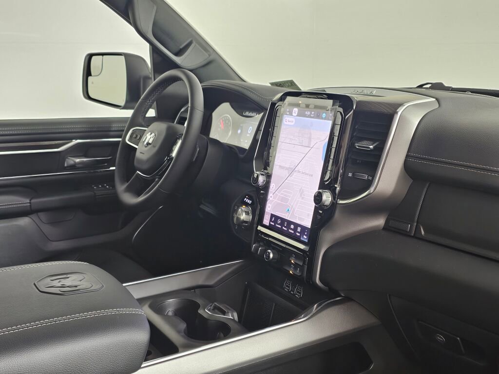 New 2026 RAM 1500 Laramie w/ Laramie Preferred Package AWD/4WD image 40
